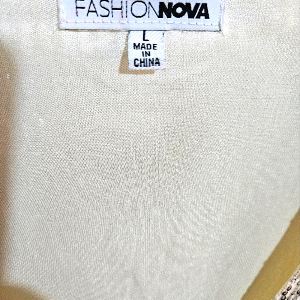 Sequin romper. Beige/ off white. - Picture 4 of 4